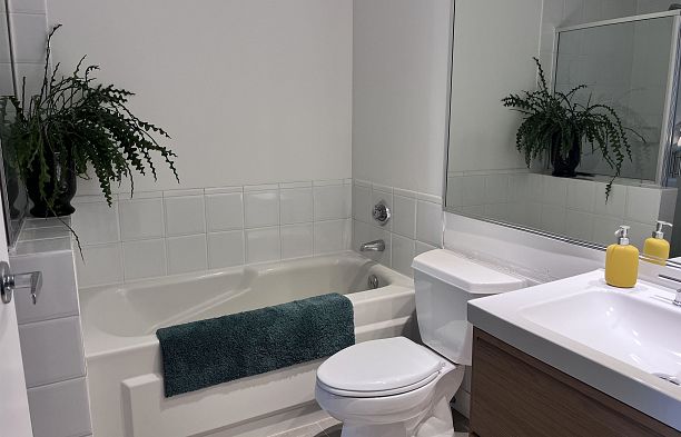 503 1888 York Avenue Kitsilano