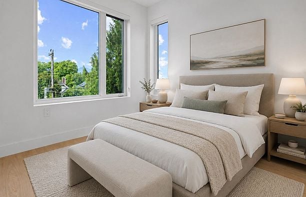 2 3813 W 16th Avenue Point Grey
