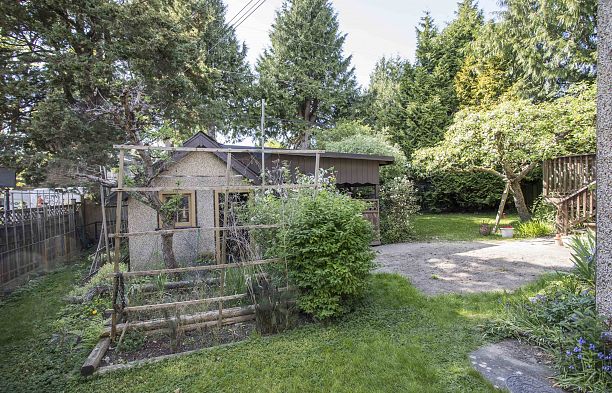 6857 Laburnum Street Kerrisdale