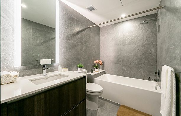 403 2105 W 46th Avenue Kerrisdale