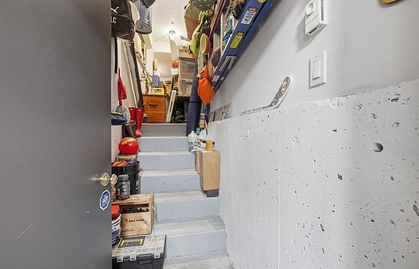5338 Larch Street Kerrisdale