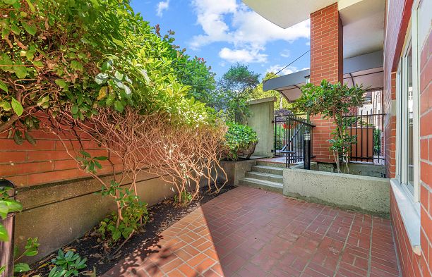 102 2128 W 43rd Avenue Kerrisdale