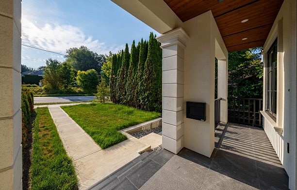 3469 Arbutus Street Arbutus