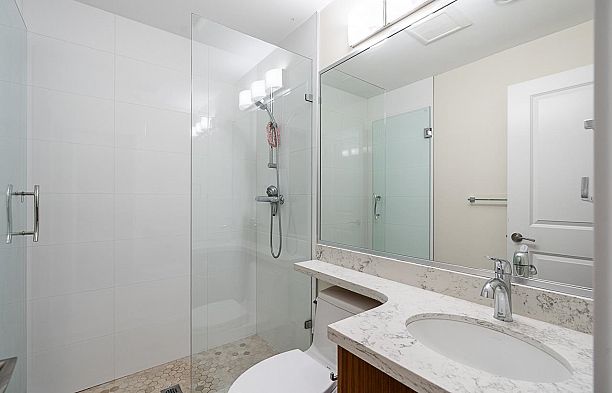 152 W 48th Avenue Oakridge VW
