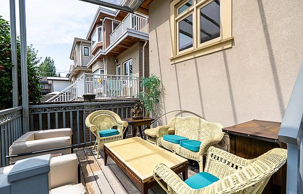 152 W 48th Avenue Oakridge VW