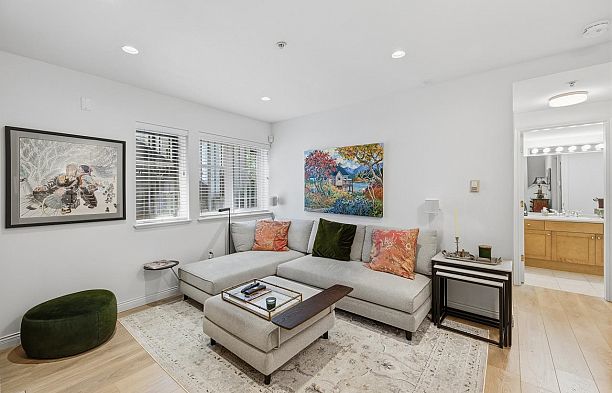 5338 Larch Street Kerrisdale