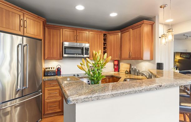 102 2535 York Avenue Kitsilano