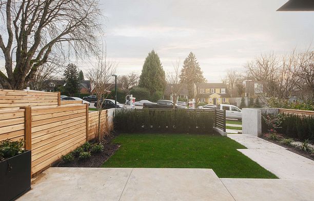 1 2637 W 12th Avenue Kitsilano