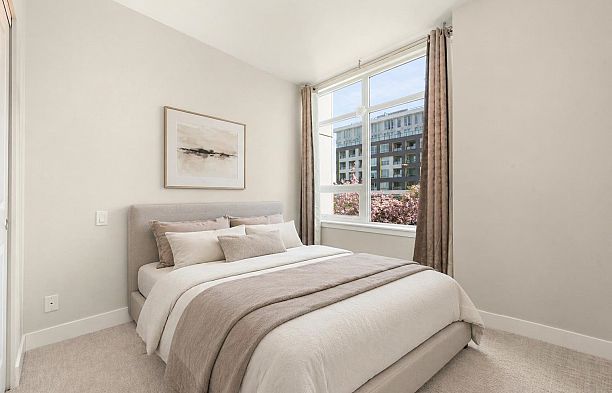205 6383 Cambie Street Oakridge VW