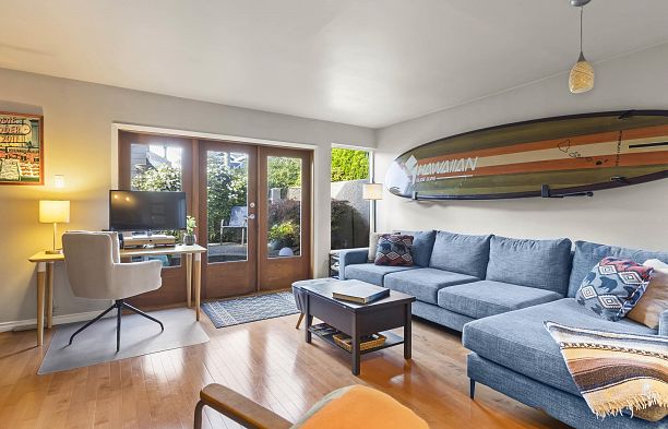 102 2535 York Avenue Kitsilano
