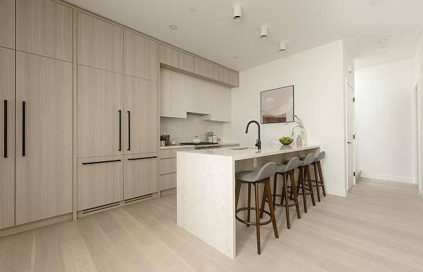 1 2755 W 11th Avenue Kitsilano