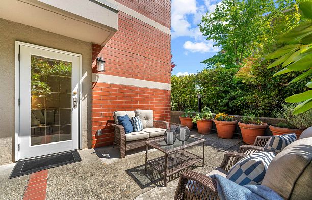 102 2128 W 43rd Avenue Kerrisdale