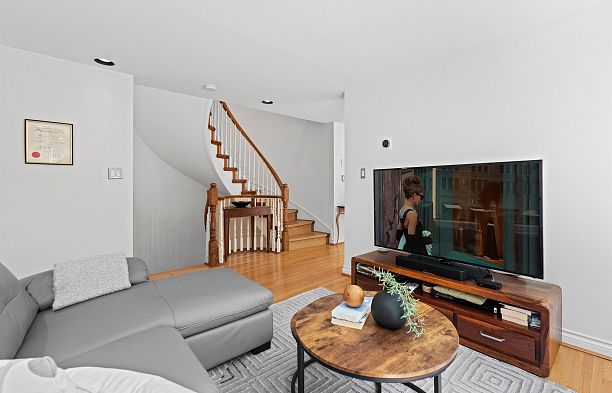 102 2128 W 43rd Avenue Kerrisdale