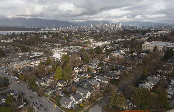 1 2755 W 11th Avenue Kitsilano