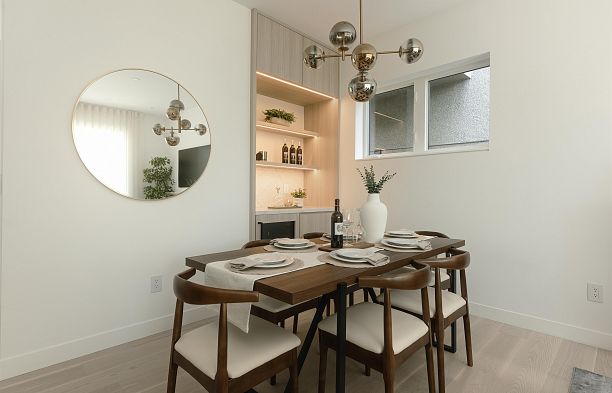 1 2755 W 11th Avenue Kitsilano