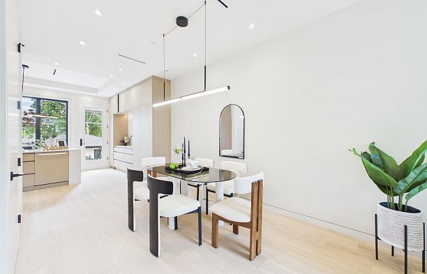 2230 W 21st Avenue Arbutus