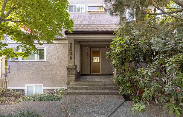 102 2535 York Avenue Kitsilano