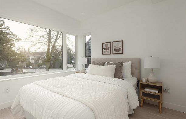 1 2755 W 11th Avenue Kitsilano