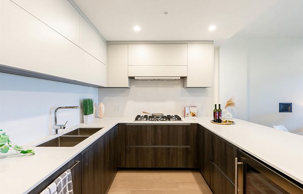 403 2105 W 46th Avenue Kerrisdale