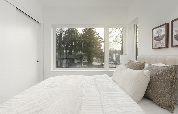 1 2755 W 11th Avenue Kitsilano
