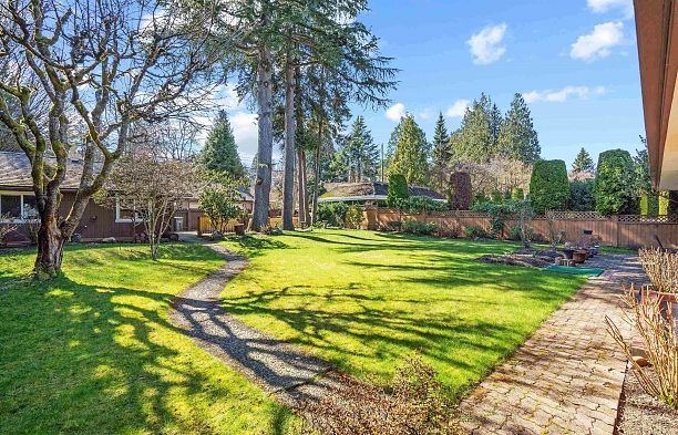 1736 W 37 Avenue Shaughnessy