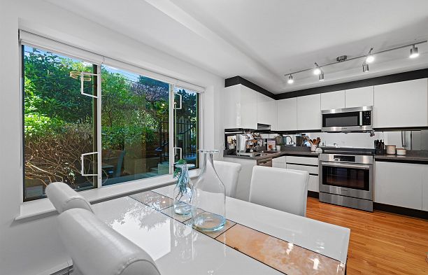 102 2128 W 43rd Avenue Kerrisdale