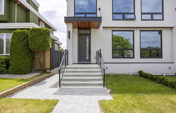2230 W 21st Avenue Arbutus