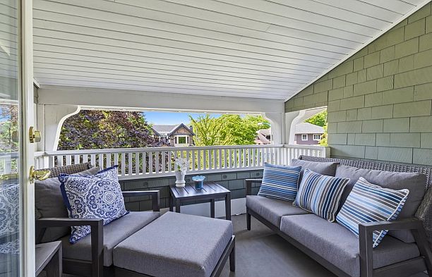 5338 Larch Street Kerrisdale