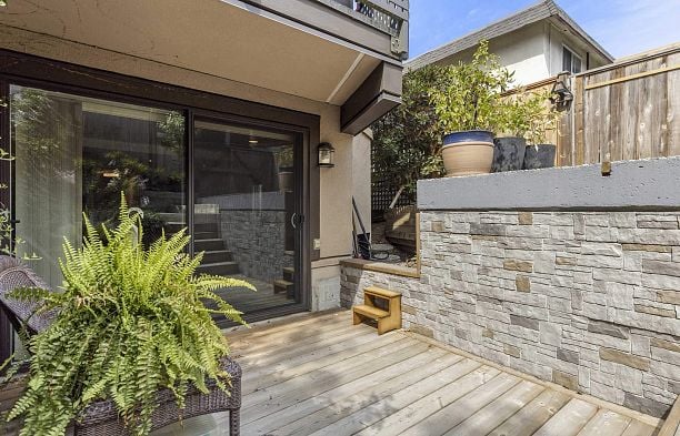 201 2028 W 3rd Avenue Kitsilano