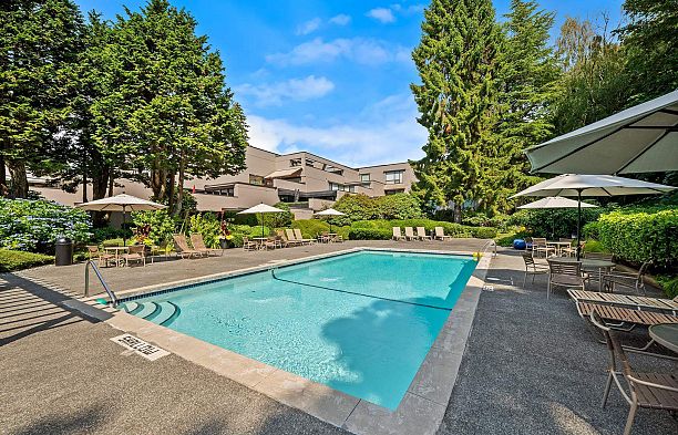 106 4900 Cartier Street Shaughnessy