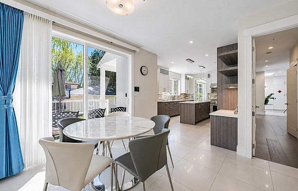 2374 W 35th Avenue Quilchena