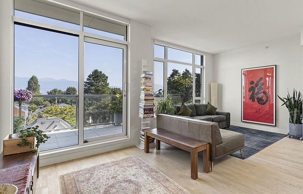 401 4355 W 10th Avenue Point Grey