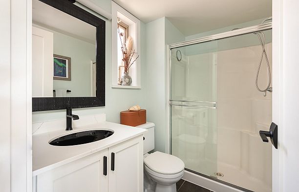 26 3036 W 4 Avenue Kitsilano