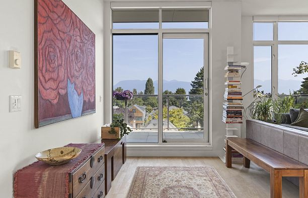 401 4355 W 10th Avenue Point Grey
