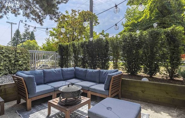 103 2121 W 5th Avenue Kitsilano
