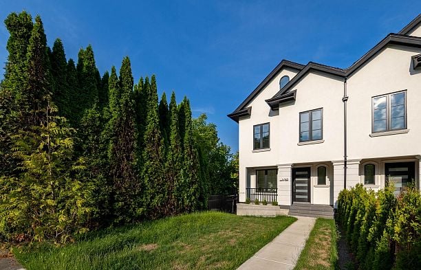 3471 Arbutus Street Arbutus