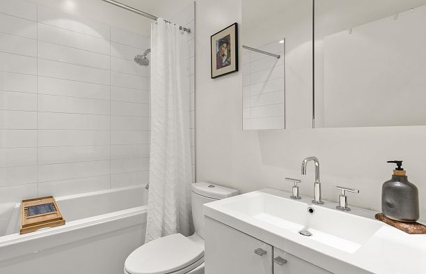401 4355 W 10th Avenue Point Grey