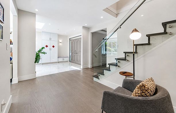 2374 W 35th Avenue Quilchena