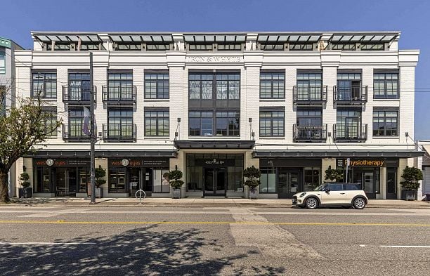 401 4355 W 10th Avenue Point Grey