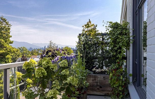 401 4355 W 10th Avenue Point Grey