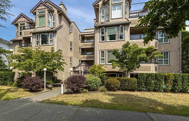 103 2121 W 5th Avenue Kitsilano