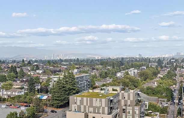 1203 485 W 42 Avenue Oakridge VW