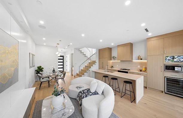 3471 Arbutus Street Arbutus