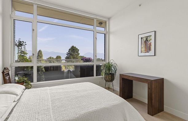 401 4355 W 10th Avenue Point Grey