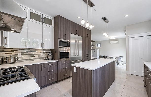 2374 W 35th Avenue Quilchena