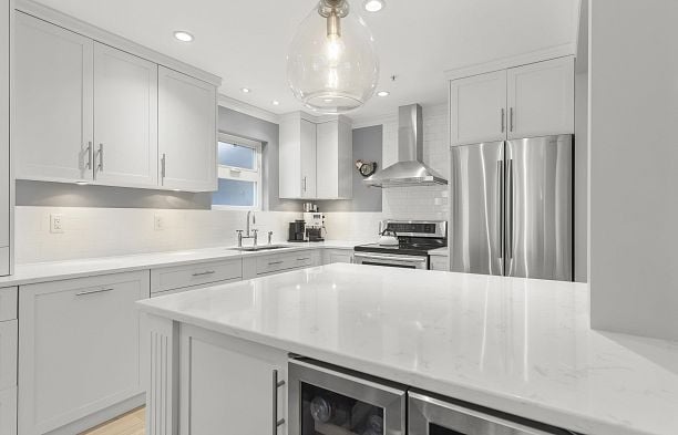 103 2121 W 5th Avenue Kitsilano