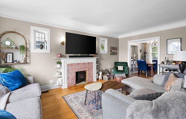 3026 Point Grey Road Kitsilano