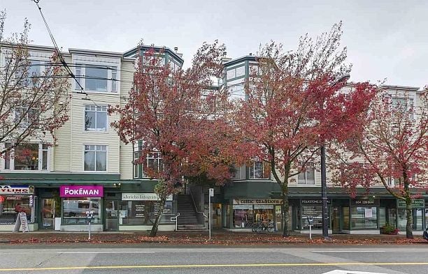 404 3727 W 10th Avenue Point Grey