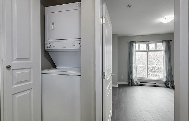 404 3727 W 10th Avenue Point Grey