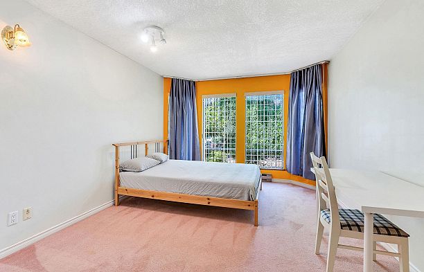 2718 W 19th Avenue Arbutus